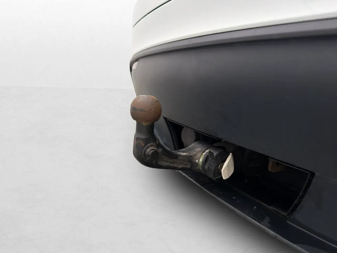 Tesla Model Y bild 9