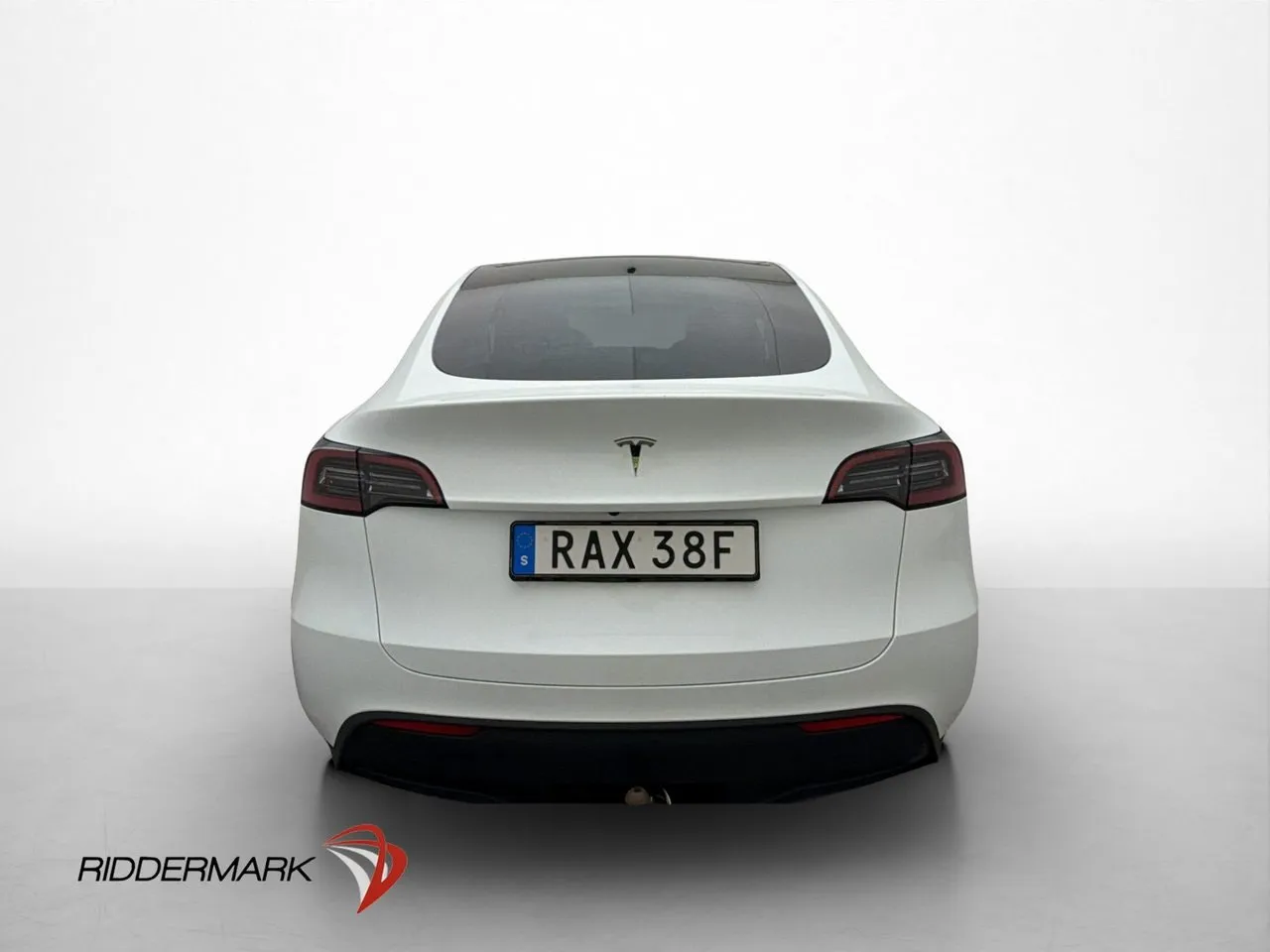 Tesla Model Y bild 6