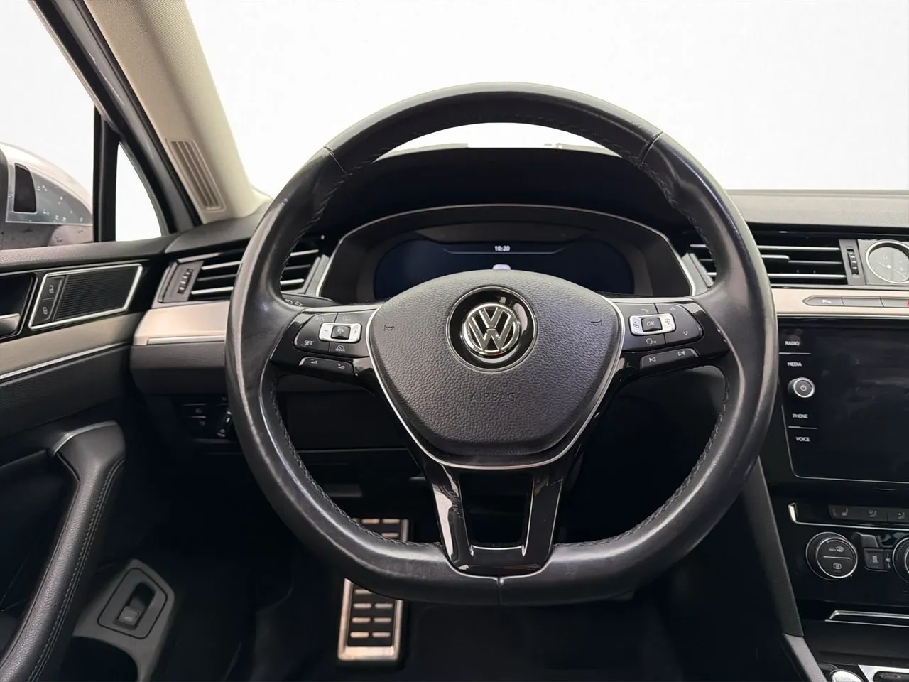 Volkswagen Passat bild 11