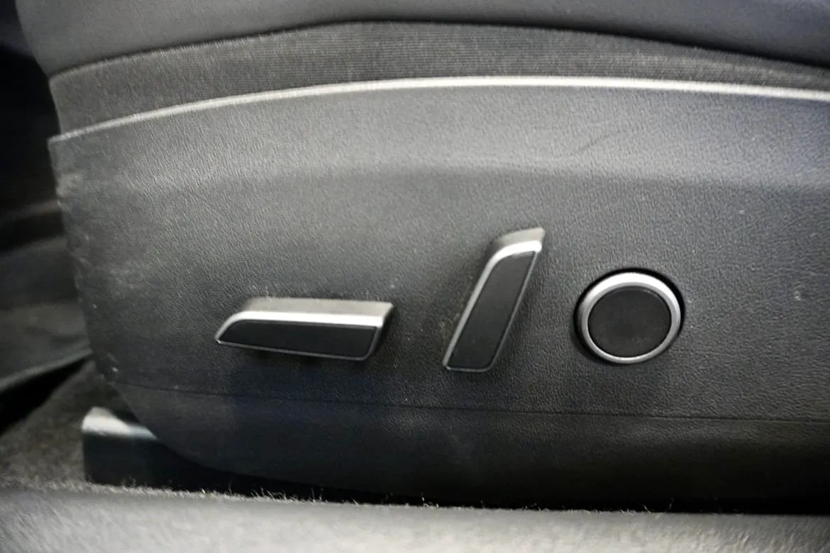 Tesla Model 3 bild 19