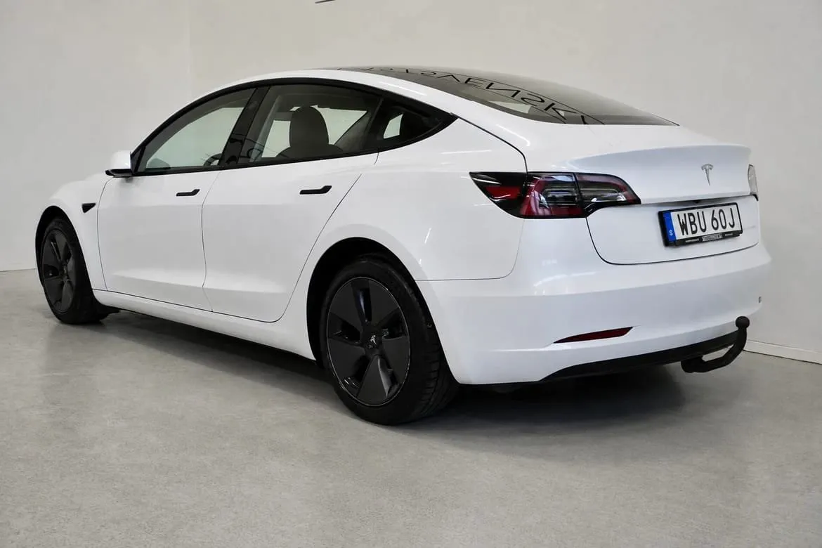 Tesla Model 3 bild 6
