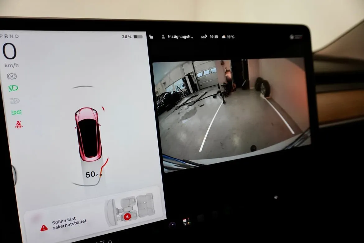 Tesla Model 3 bild 16