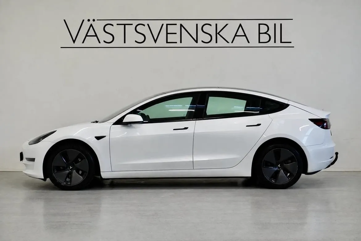 Tesla Model 3 bild 2