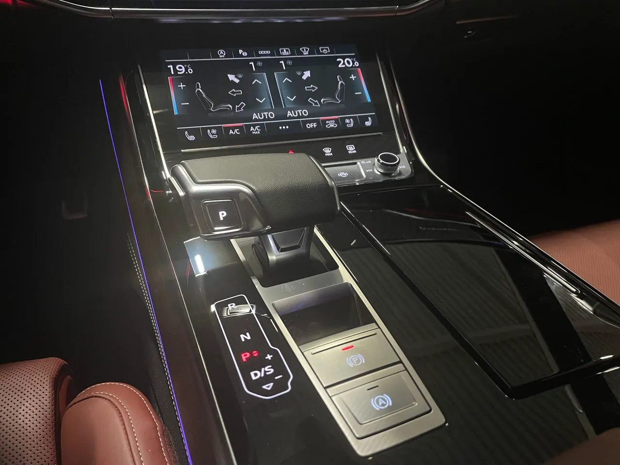 Audi S8 bild 11