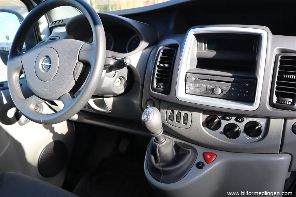 Opel Vivaro bild 15