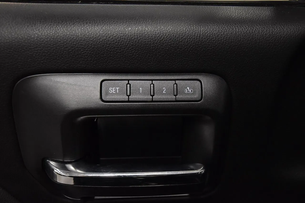 Chevrolet Silverado bild 15