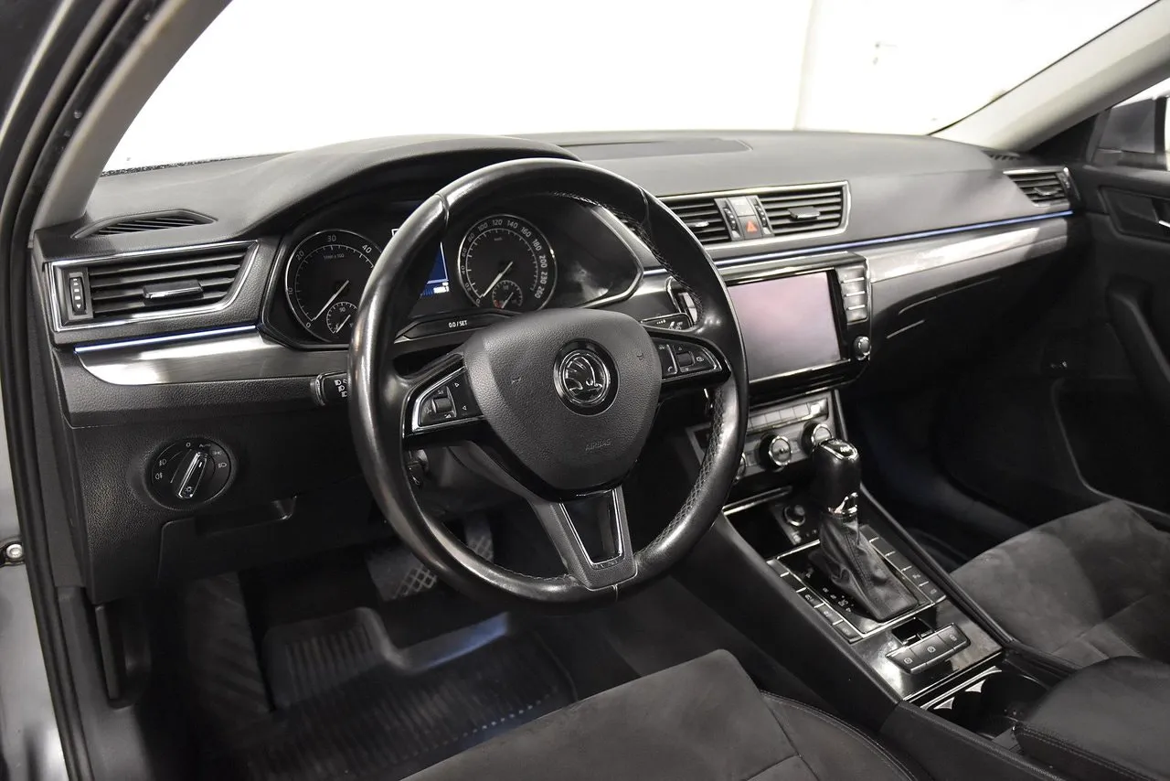 Skoda Superb bild 9