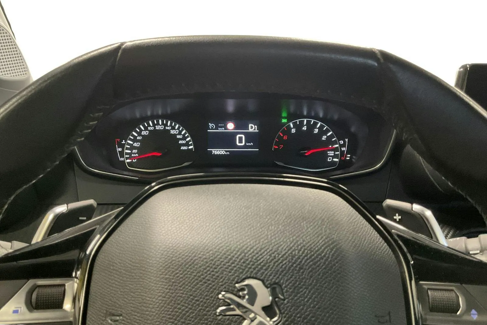 Peugeot 208 bild 10