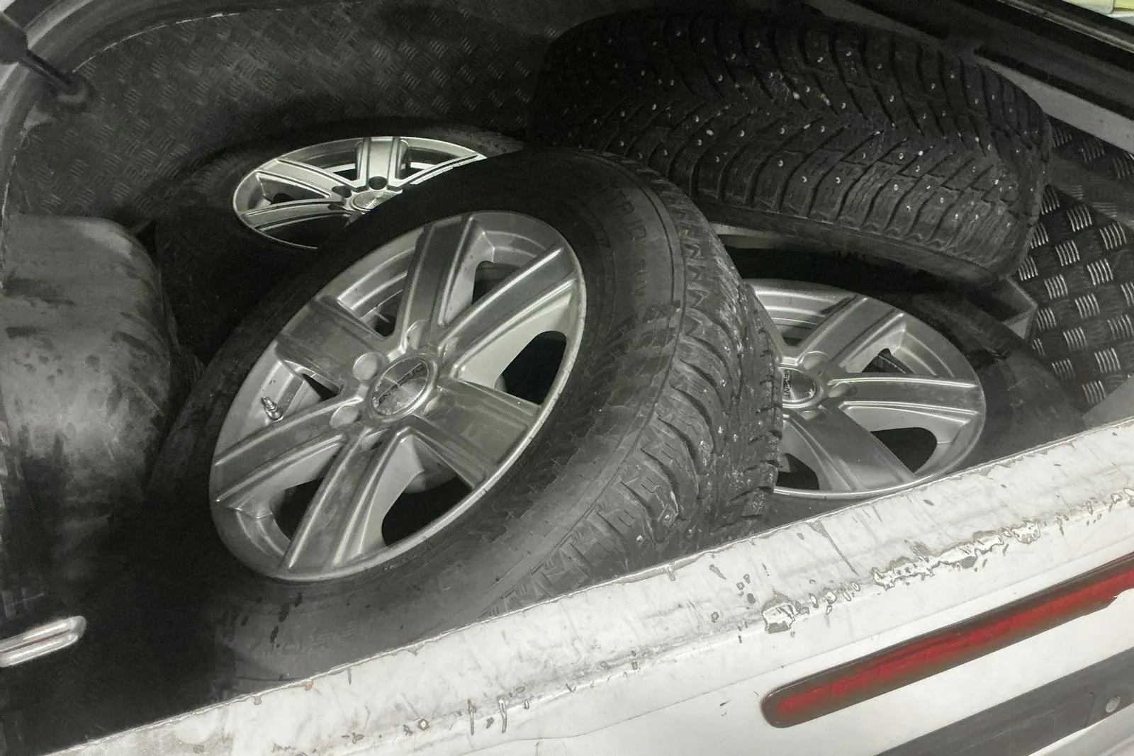 Toyota Hilux bild 14