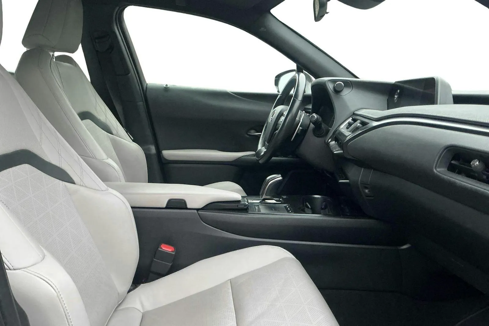 Lexus UX bild 7