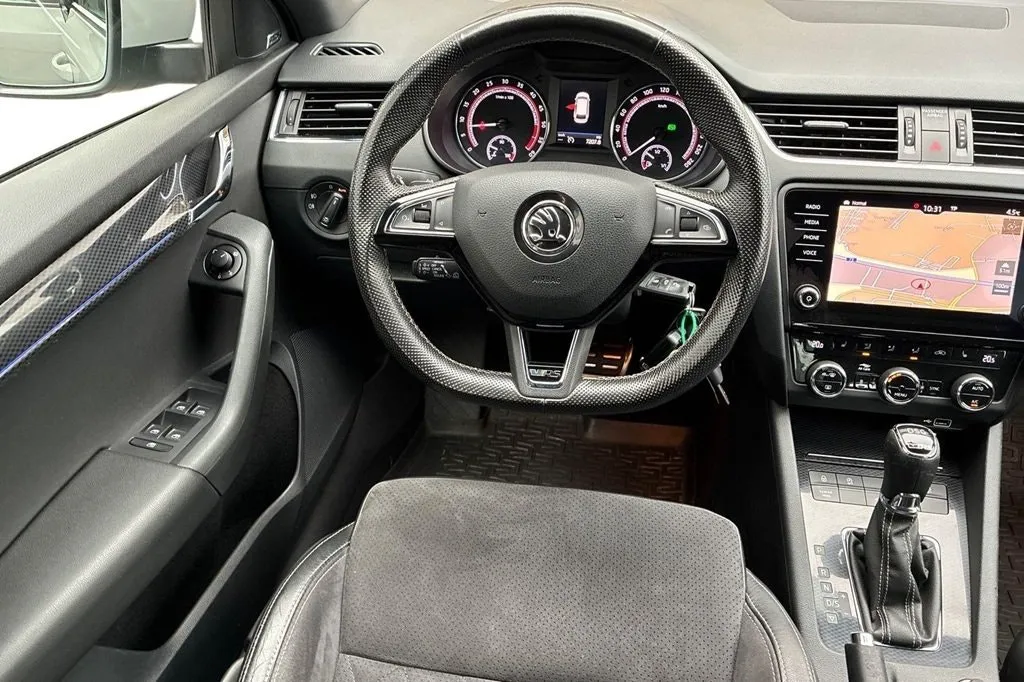 Skoda Octavia bild 8