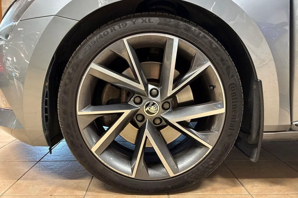 Skoda Superb bild 24