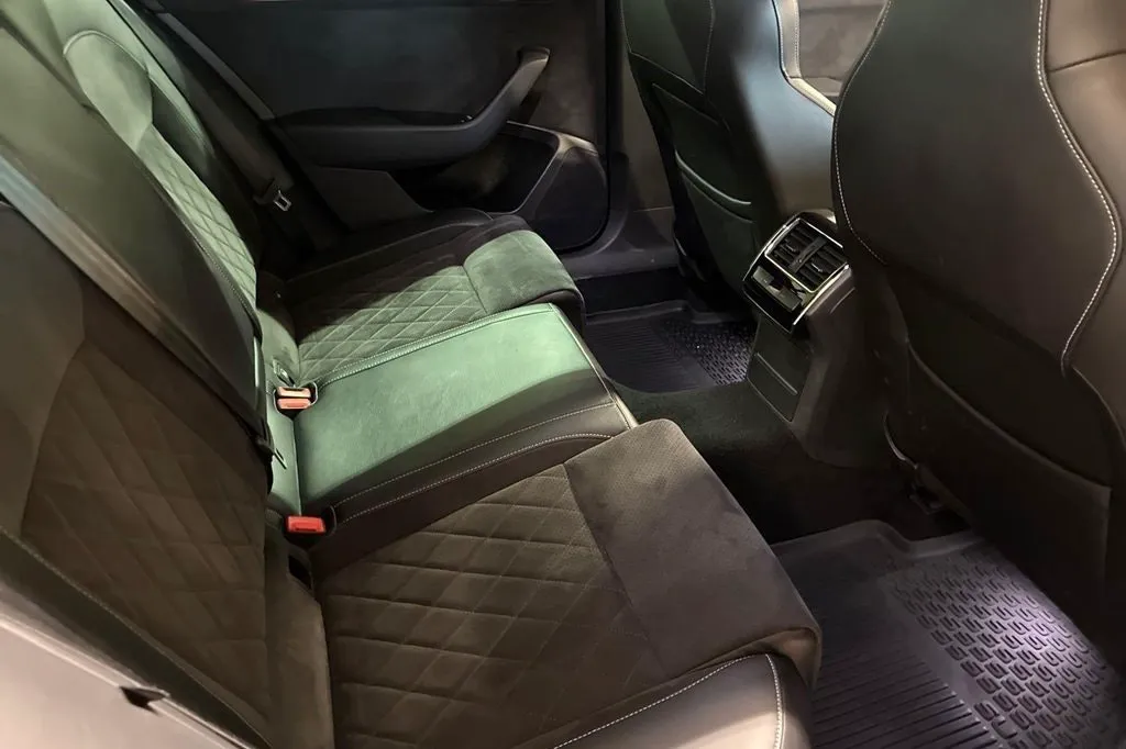 Skoda Superb bild 7