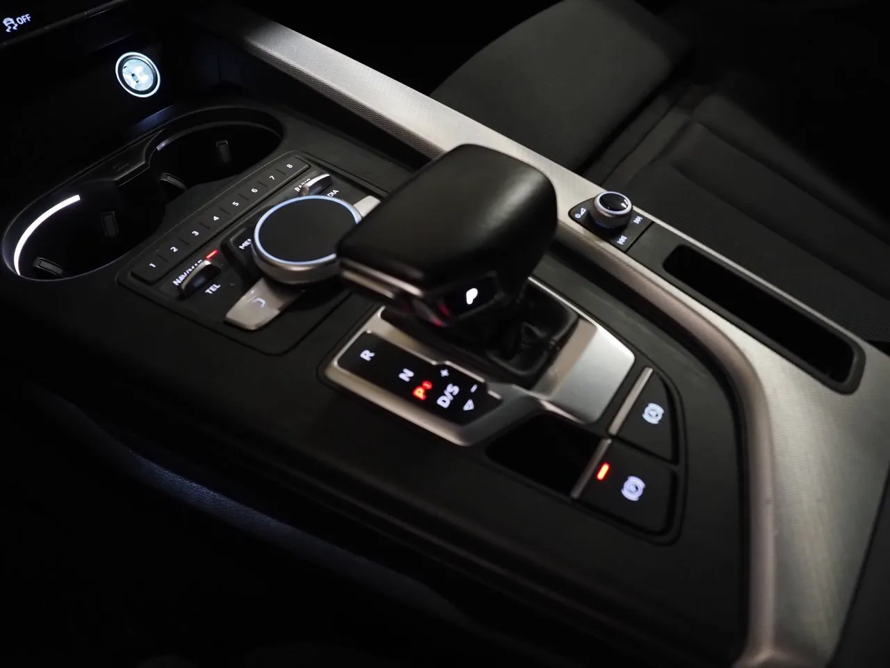 Audi A4 bild 23