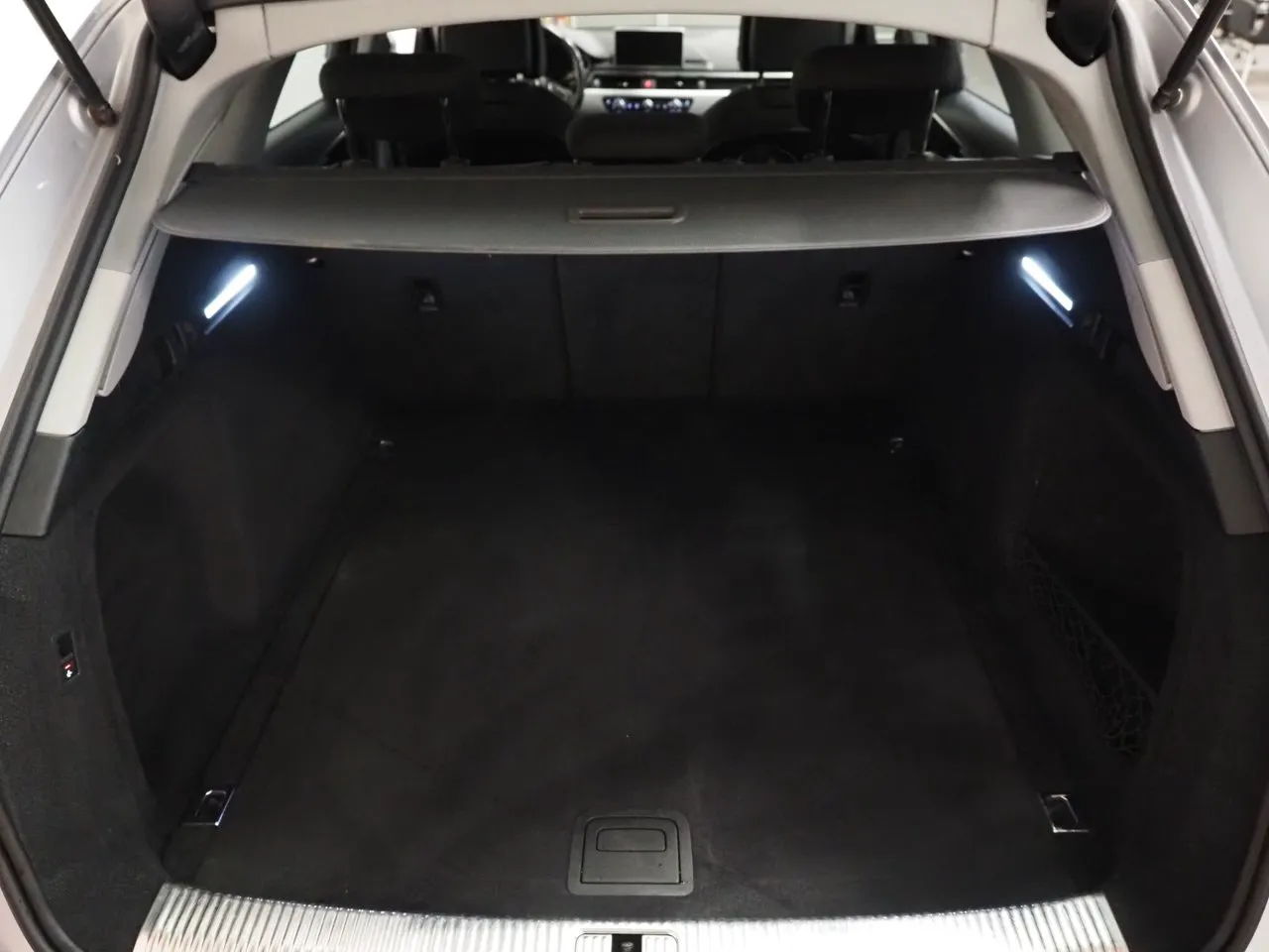 Audi A4 bild 9
