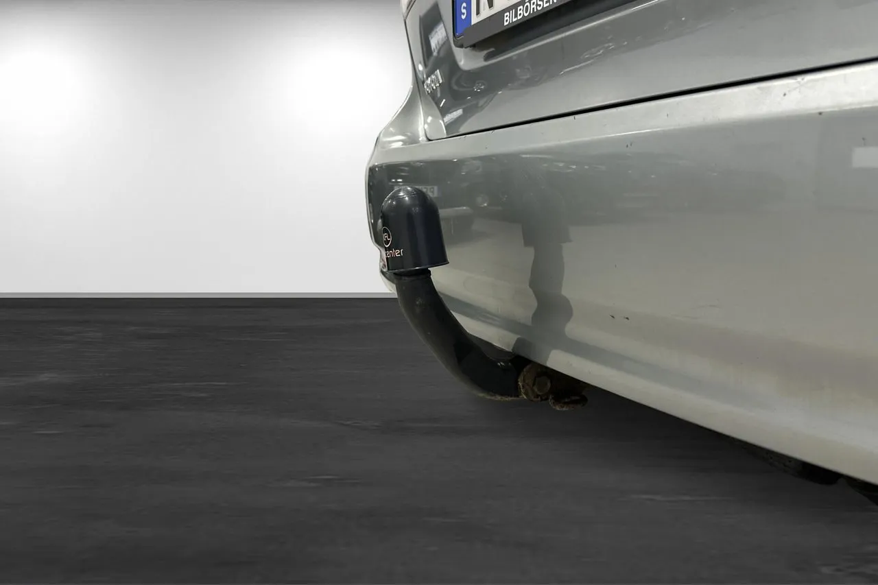 Toyota Avensis bild 15