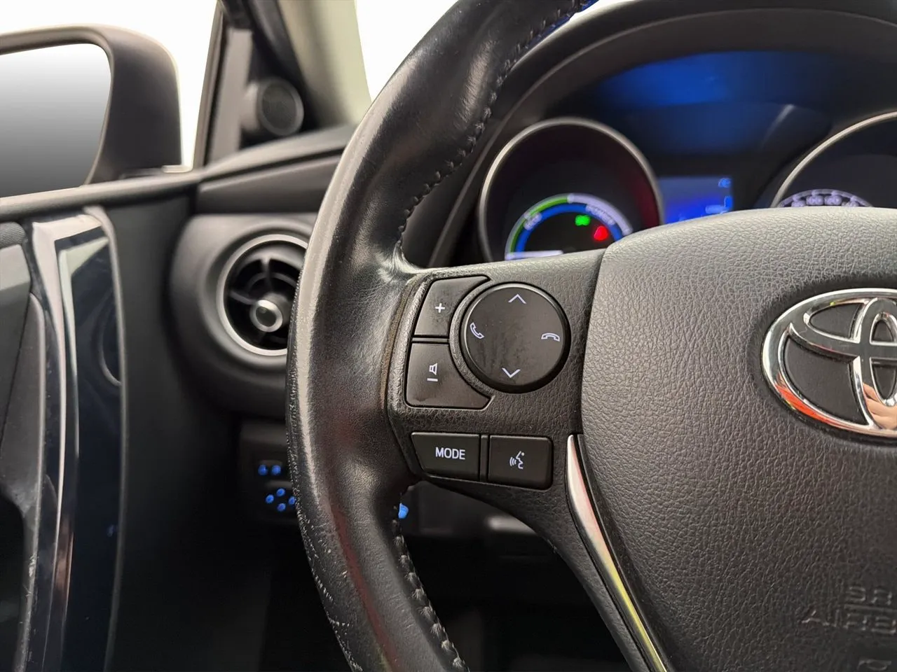 Toyota Auris bild 17