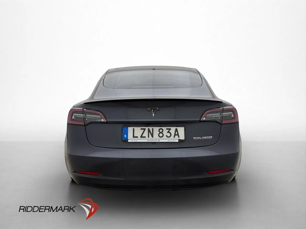 Tesla Model 3 bild 8