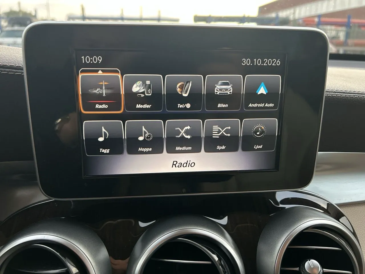 Mercedes GLC350 bild 23