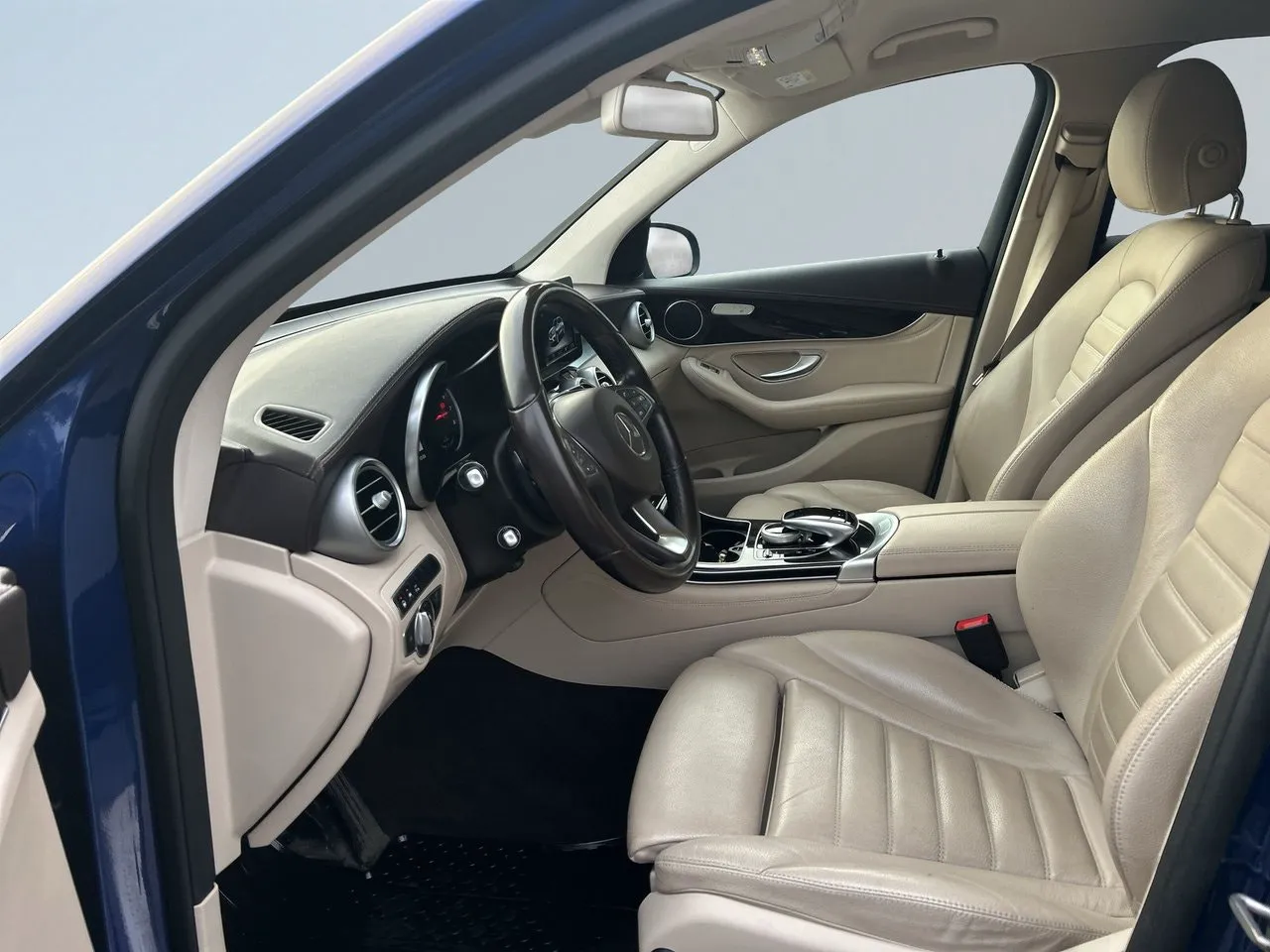 Mercedes GLC350 bild 7