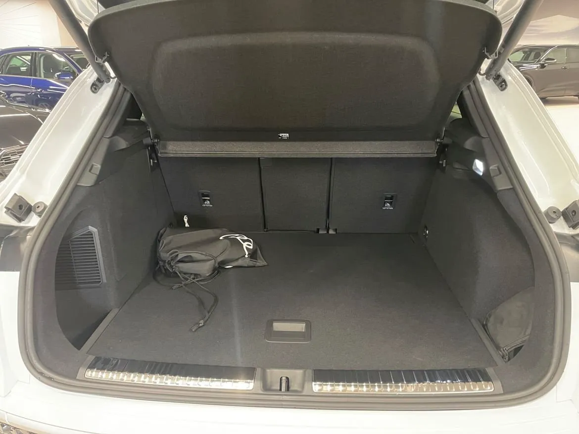 Audi Q3 bild 8