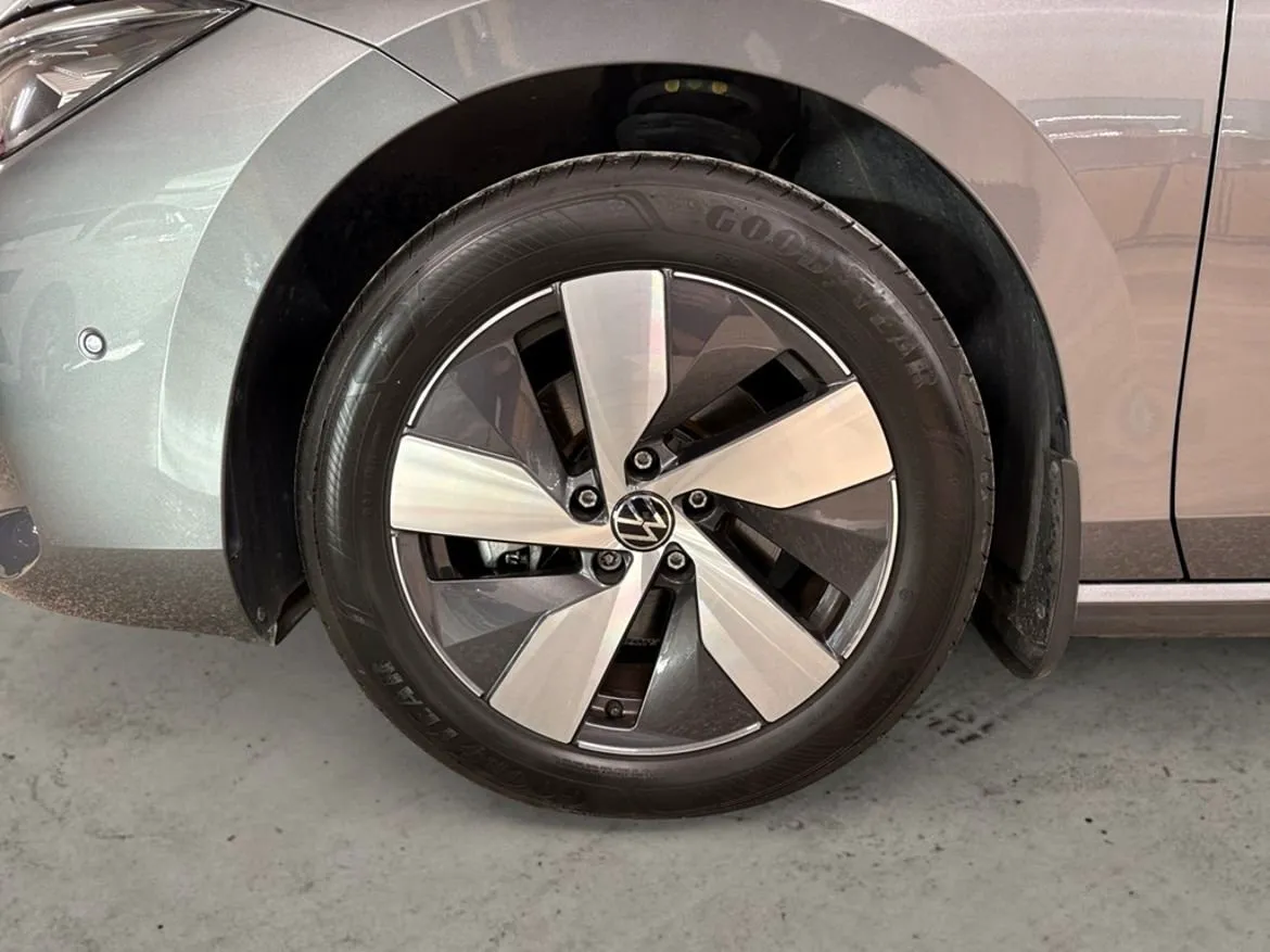 Volkswagen Passat bild 5