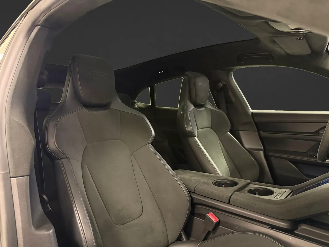 Porsche Taycan bild 12