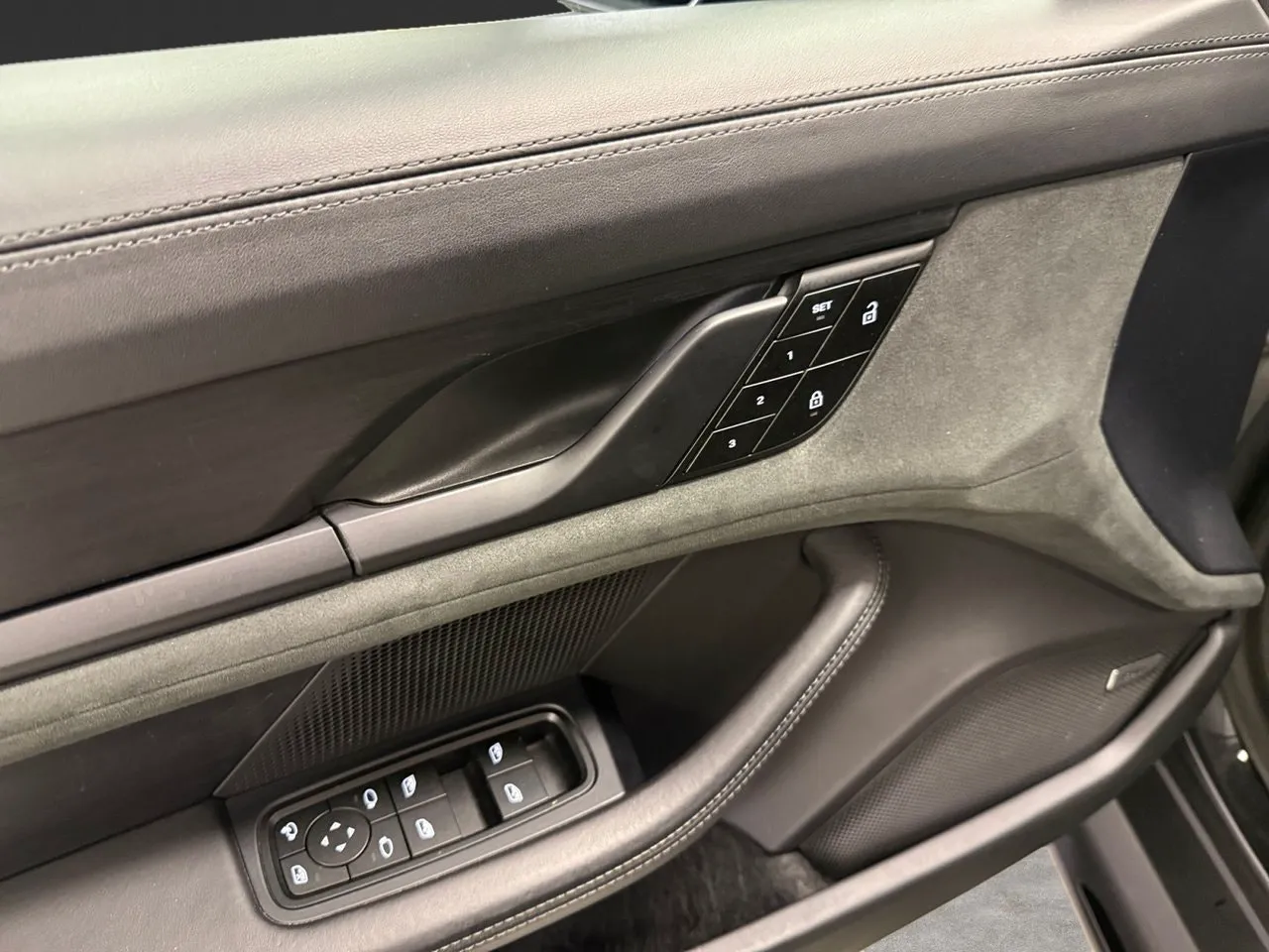 Porsche Taycan bild 9