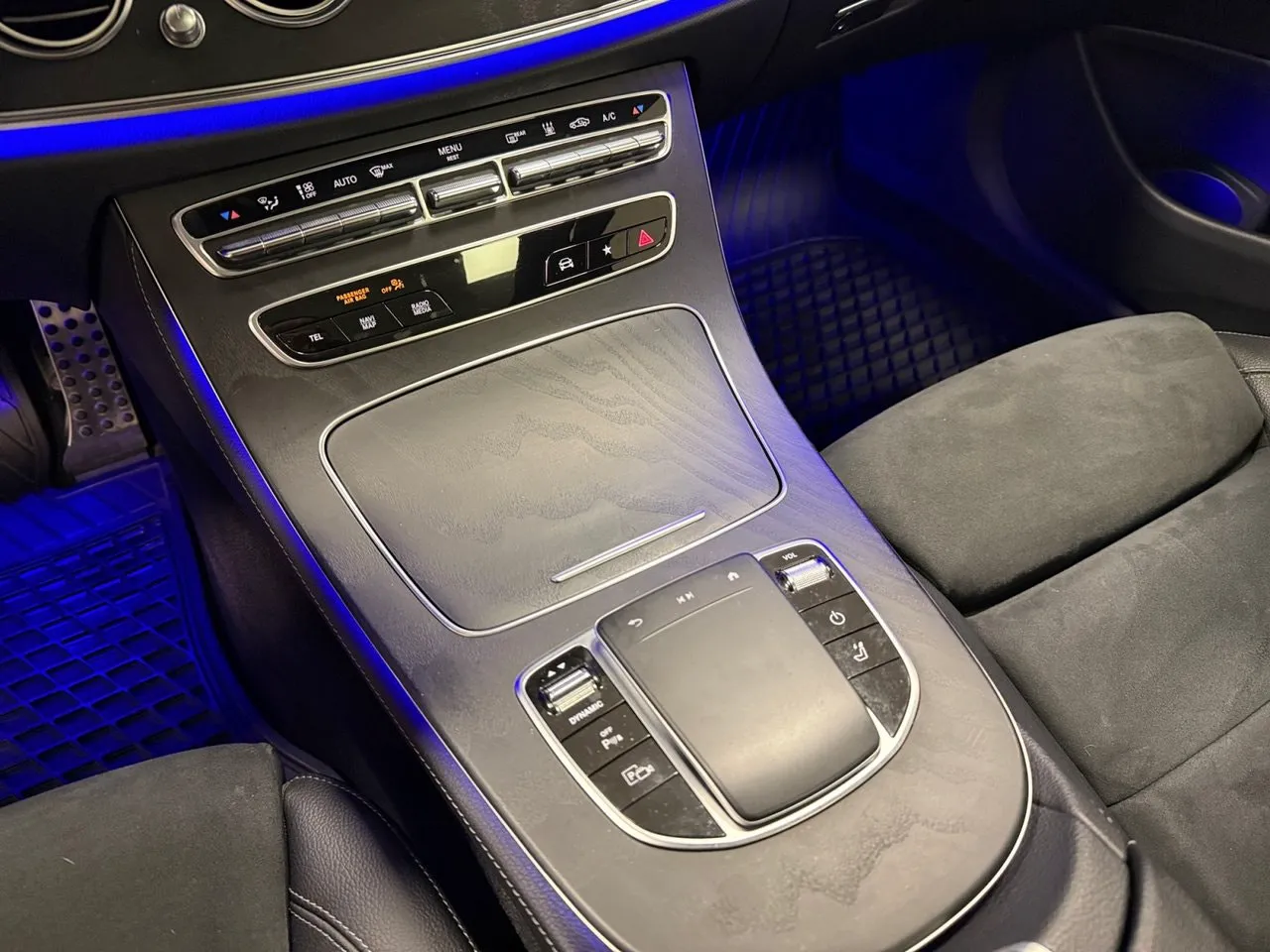 Mercedes E300 bild 13