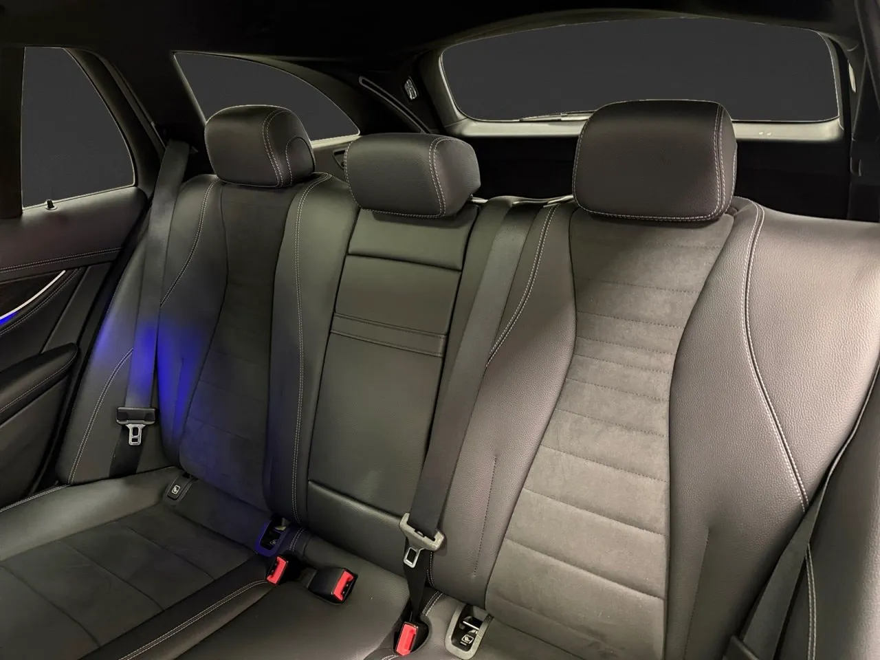 Mercedes E300 bild 10
