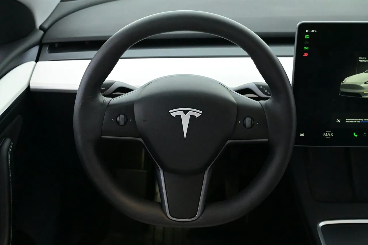 Tesla Model Y bild 7