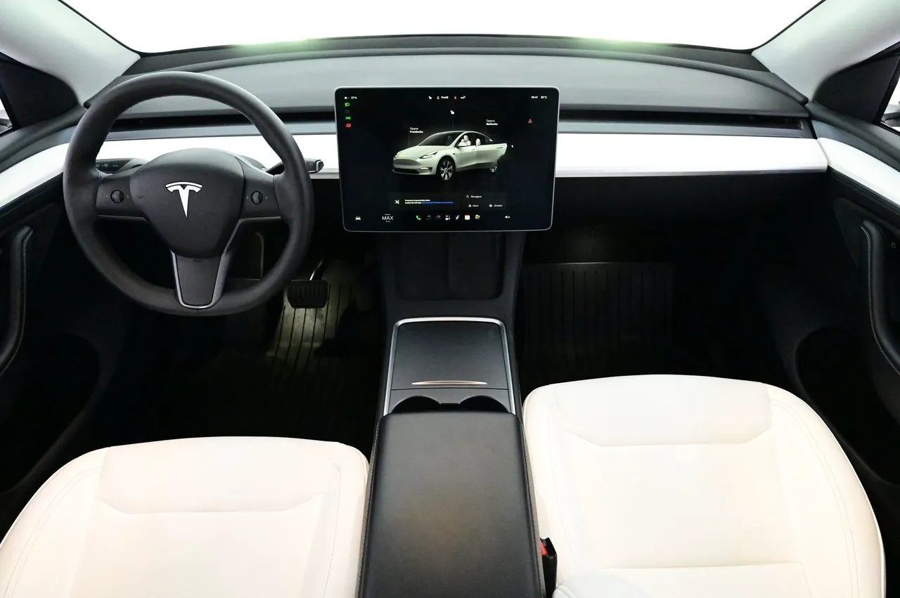 Tesla Model Y bild 6