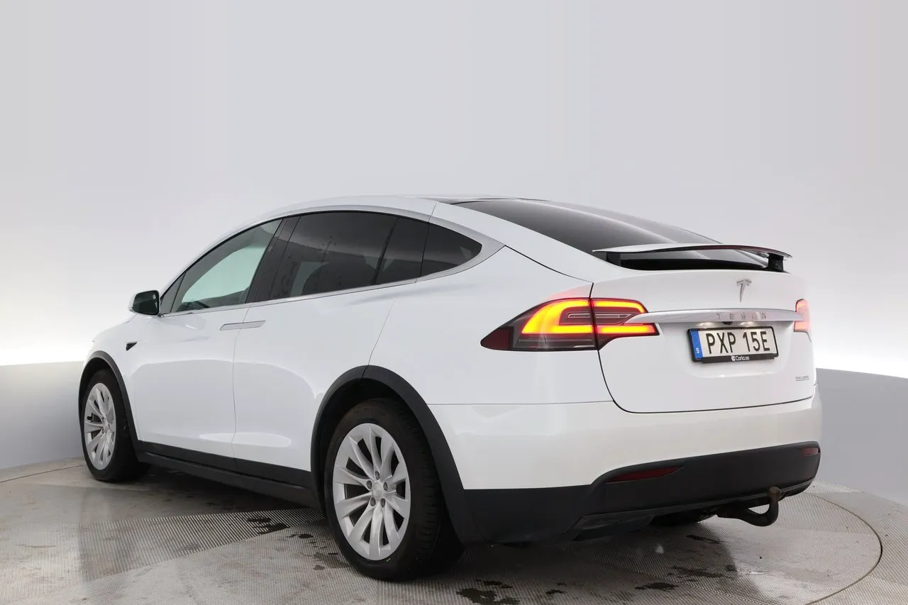 Tesla Model X bild 4