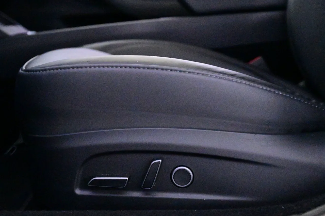 Tesla Model 3 bild 10