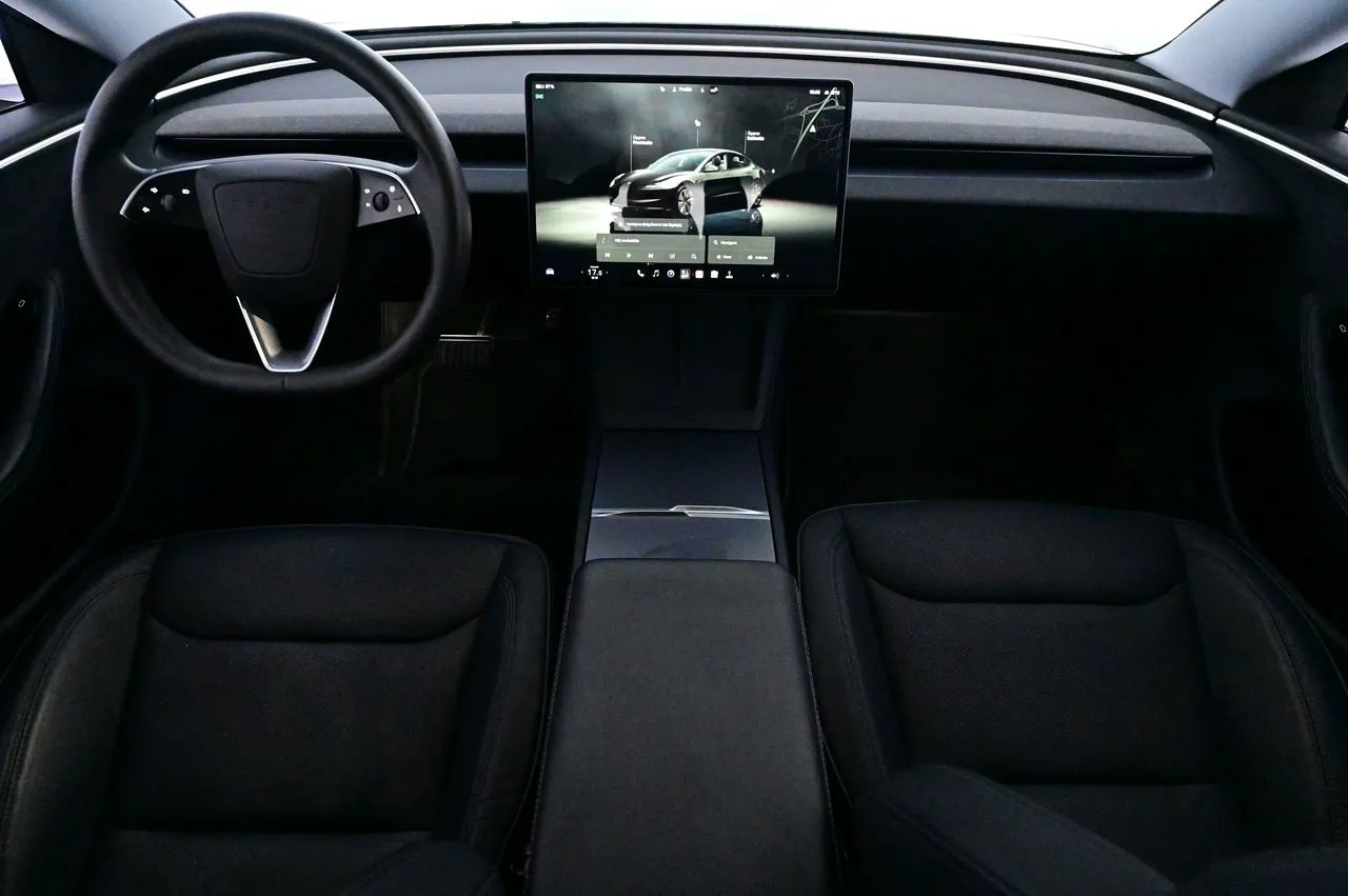 Tesla Model 3 bild 6