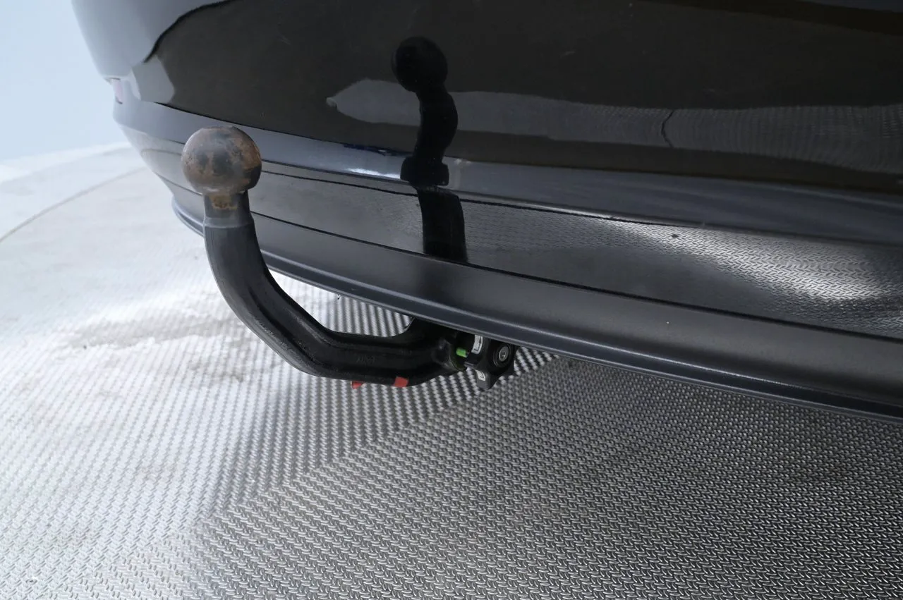 Tesla Model 3 bild 26