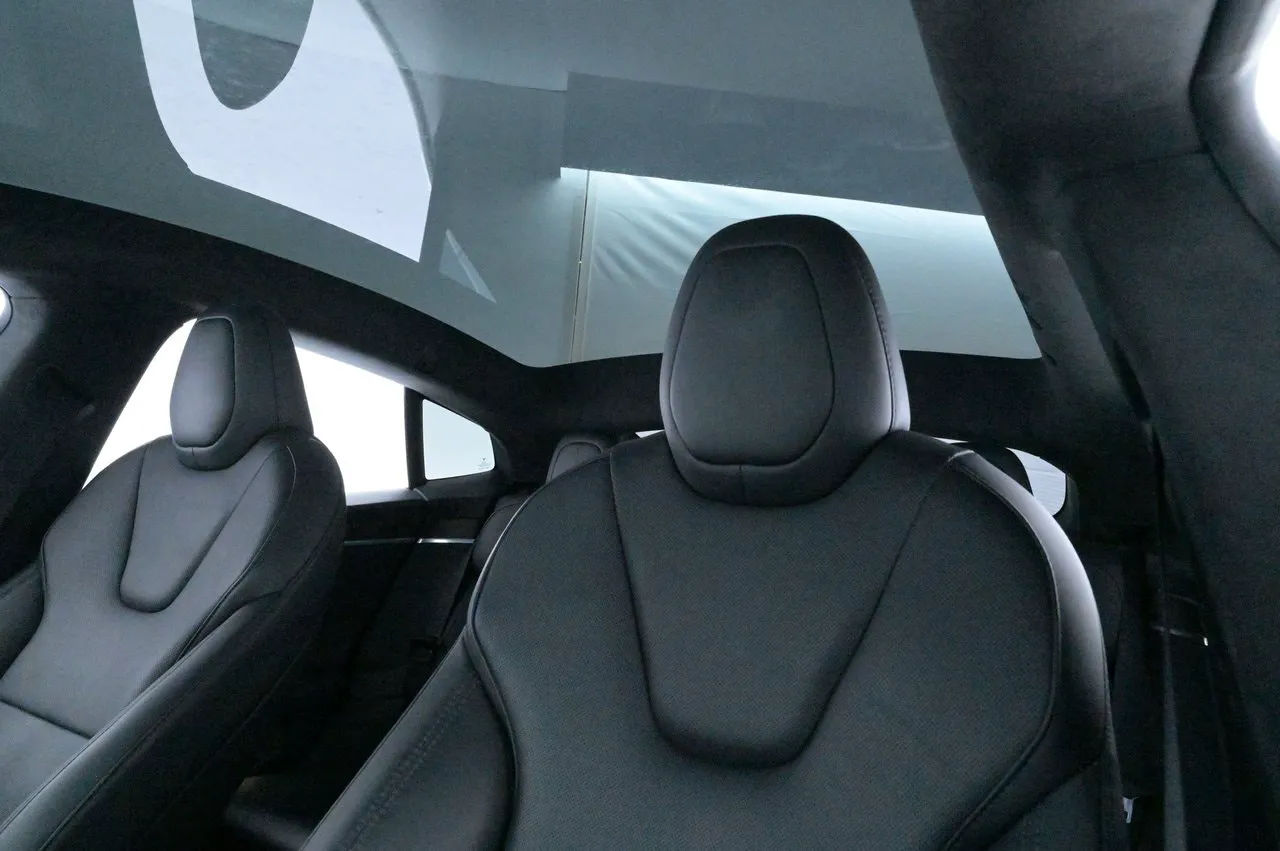 Tesla Model S bild 24
