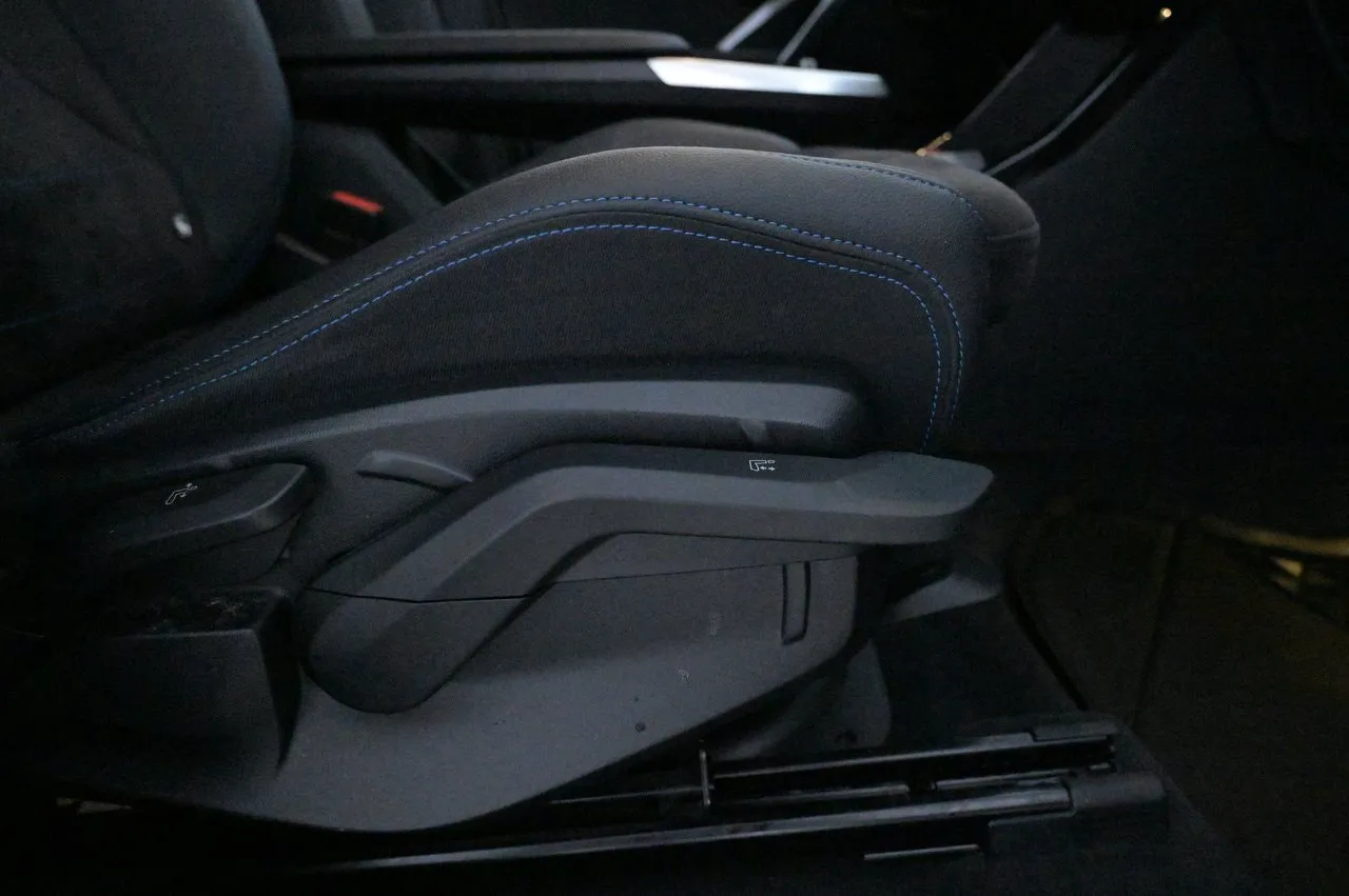 BMW iX1 bild 13
