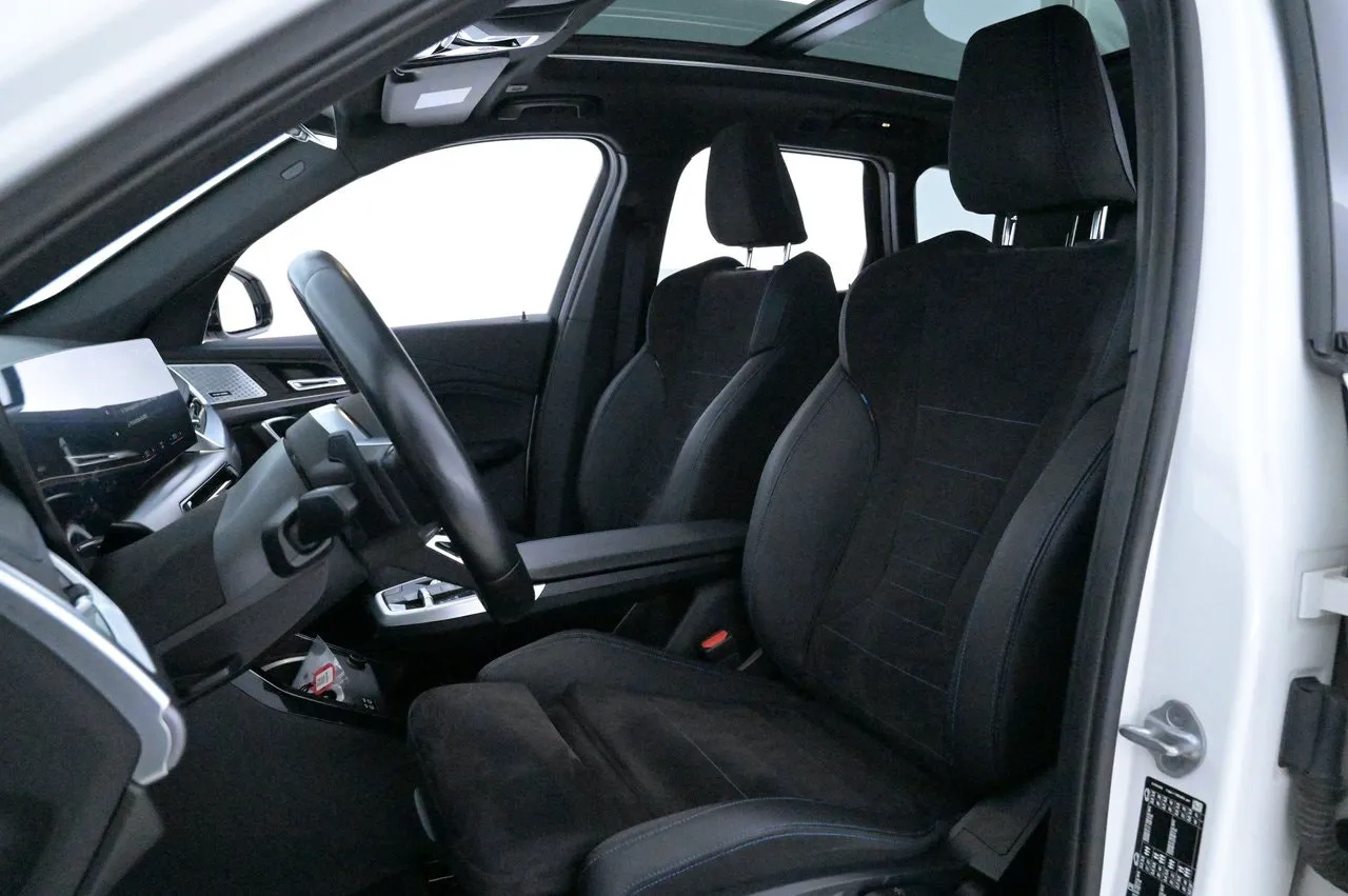 BMW iX1 bild 9