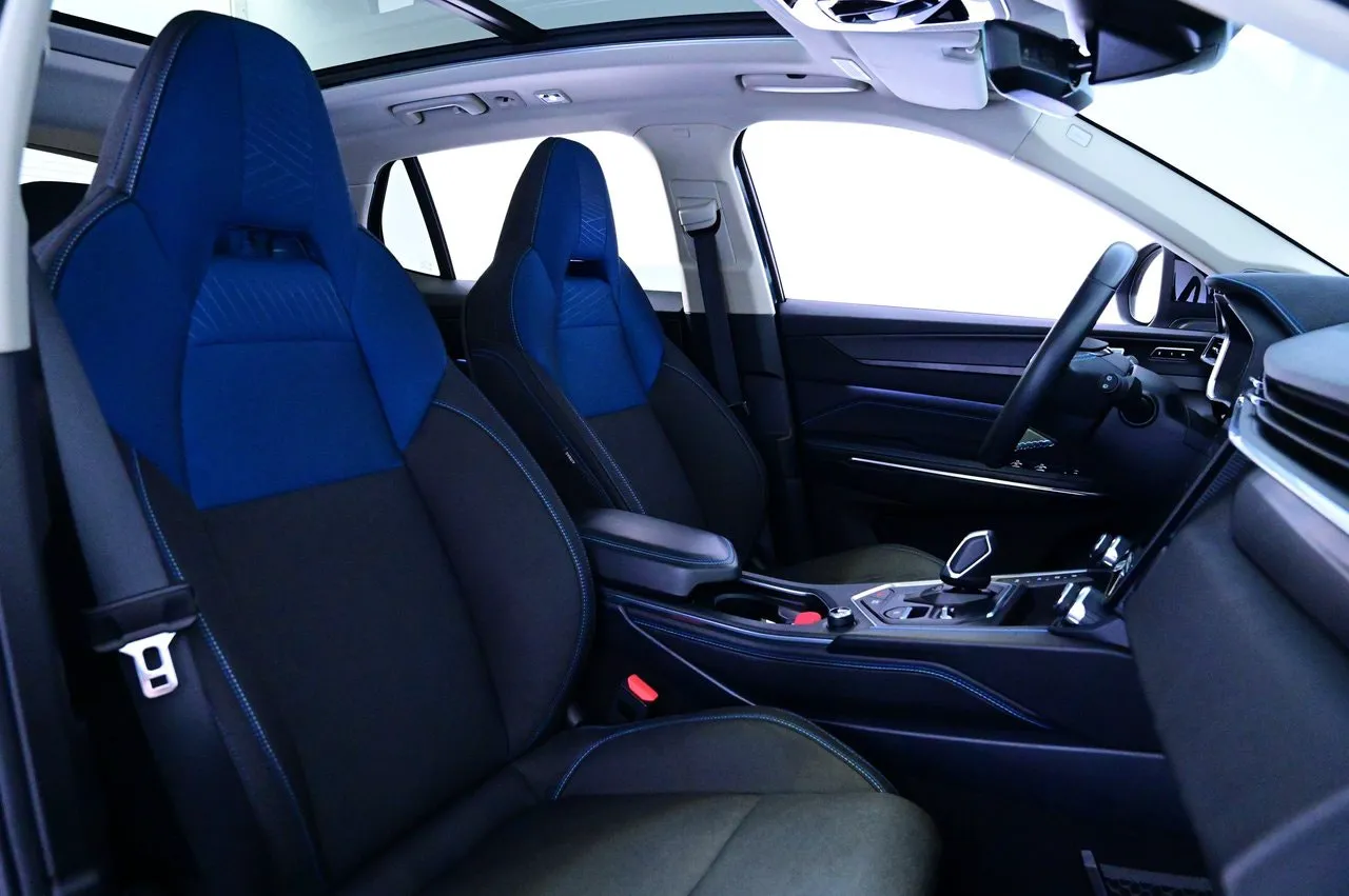 Lynk & Co 01 bild 14