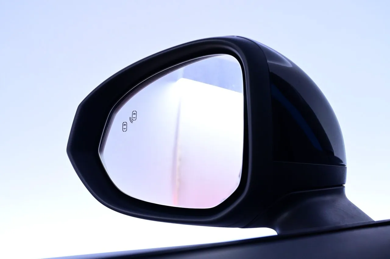 Lynk & Co 01 bild 23