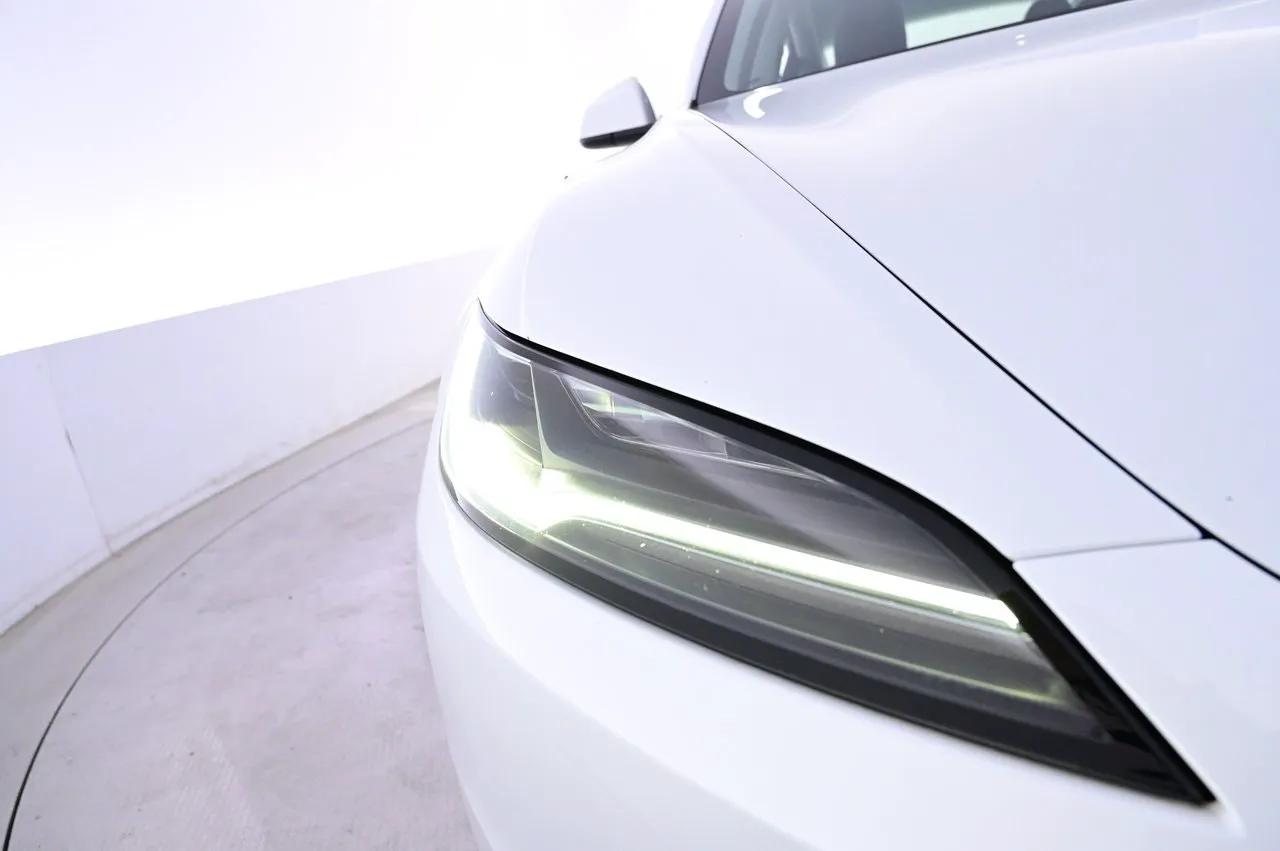 Tesla Model 3 bild 26