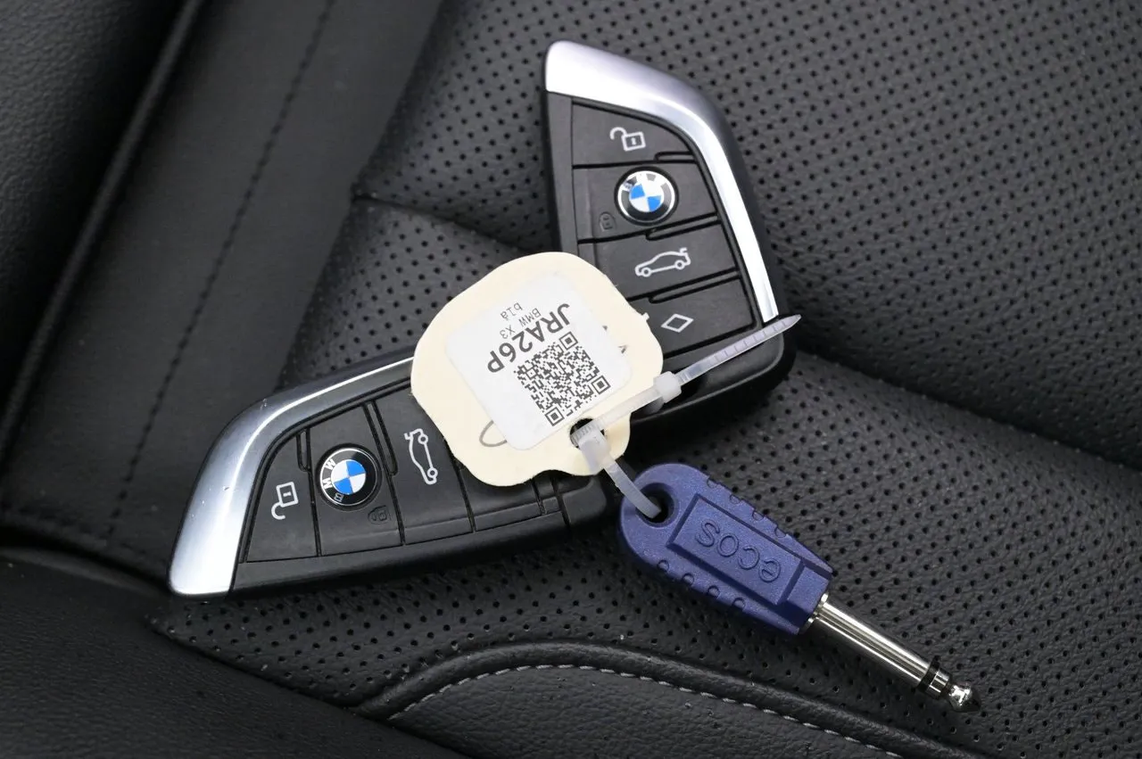 BMW iX3 bild 22