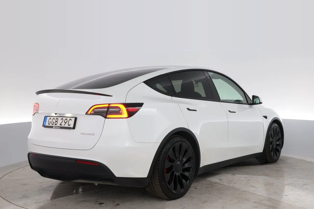 Tesla Model Y bild 5