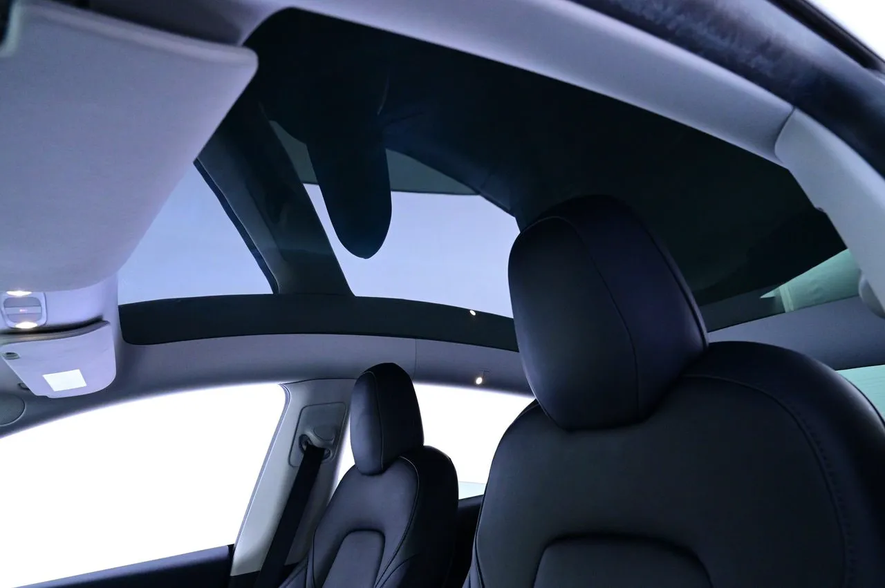 Tesla Model Y bild 24