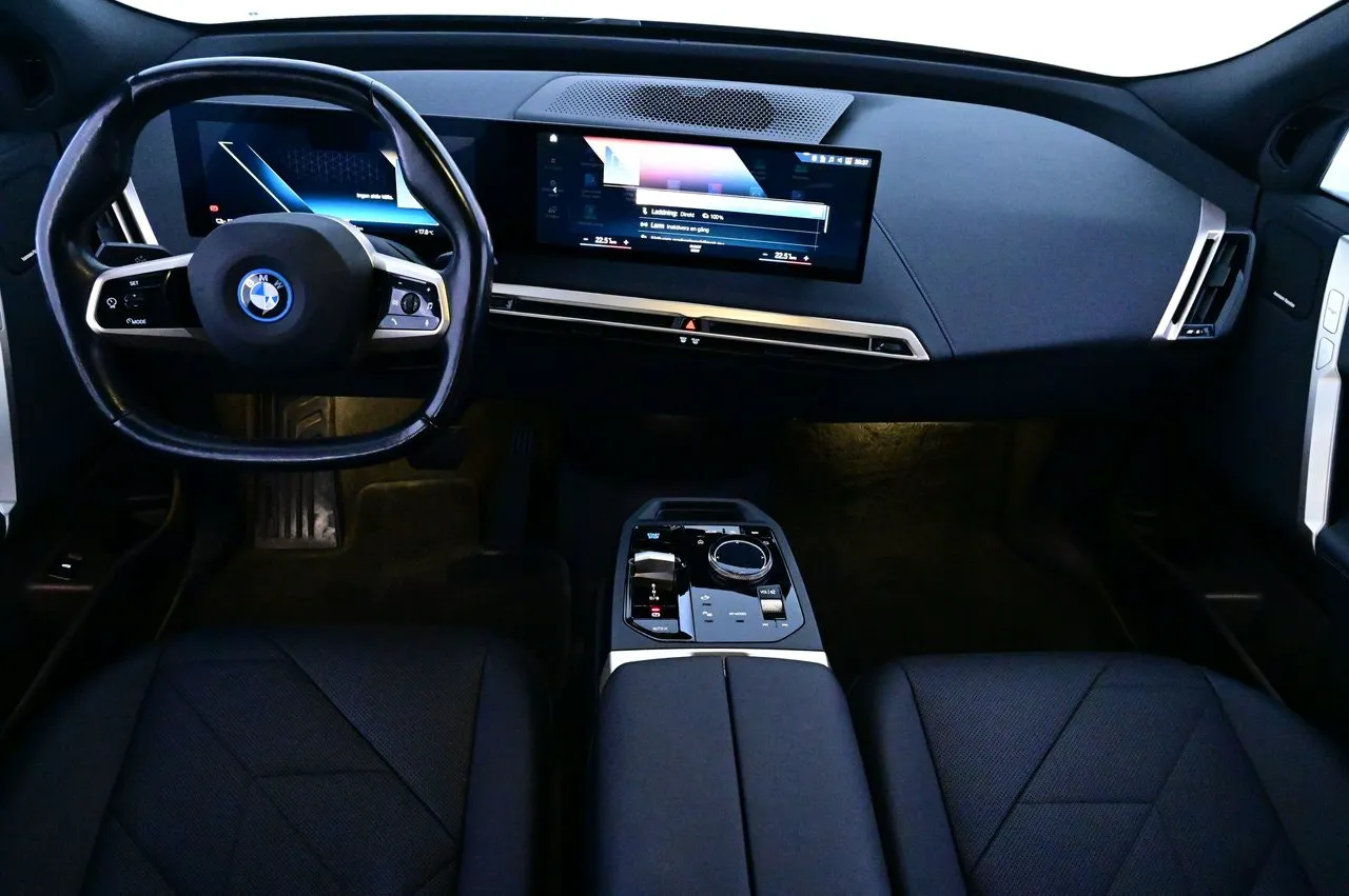 BMW iX bild 6