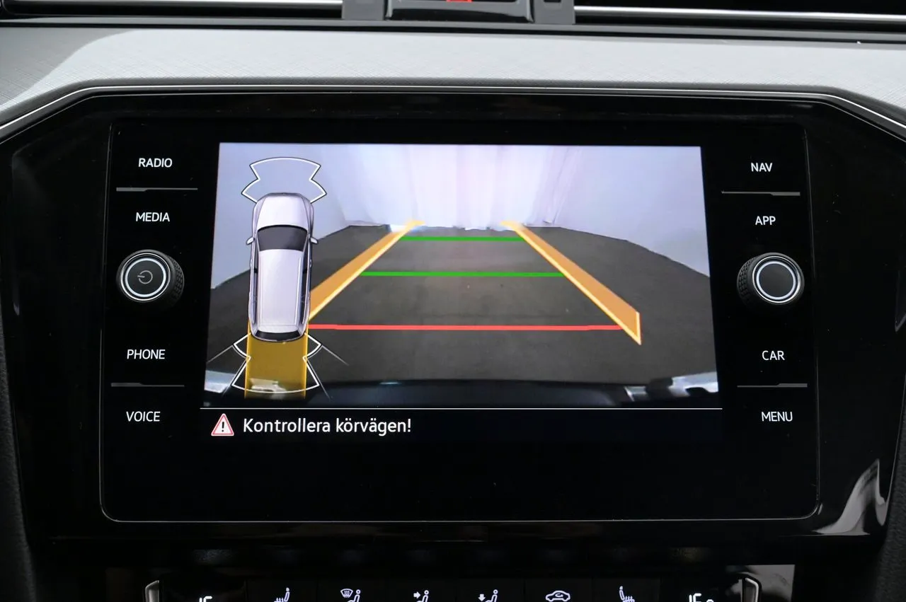 Volkswagen Passat bild 11