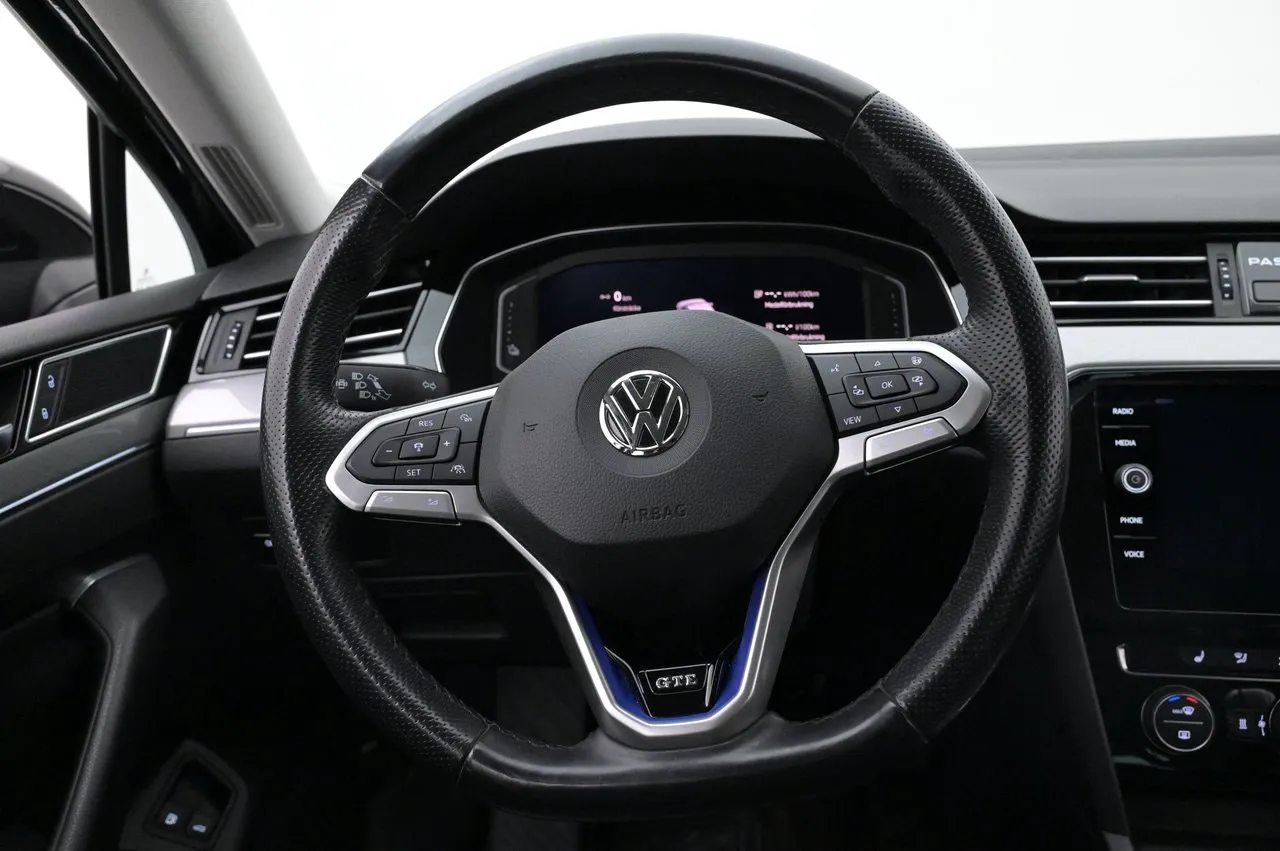 Volkswagen Passat bild 7