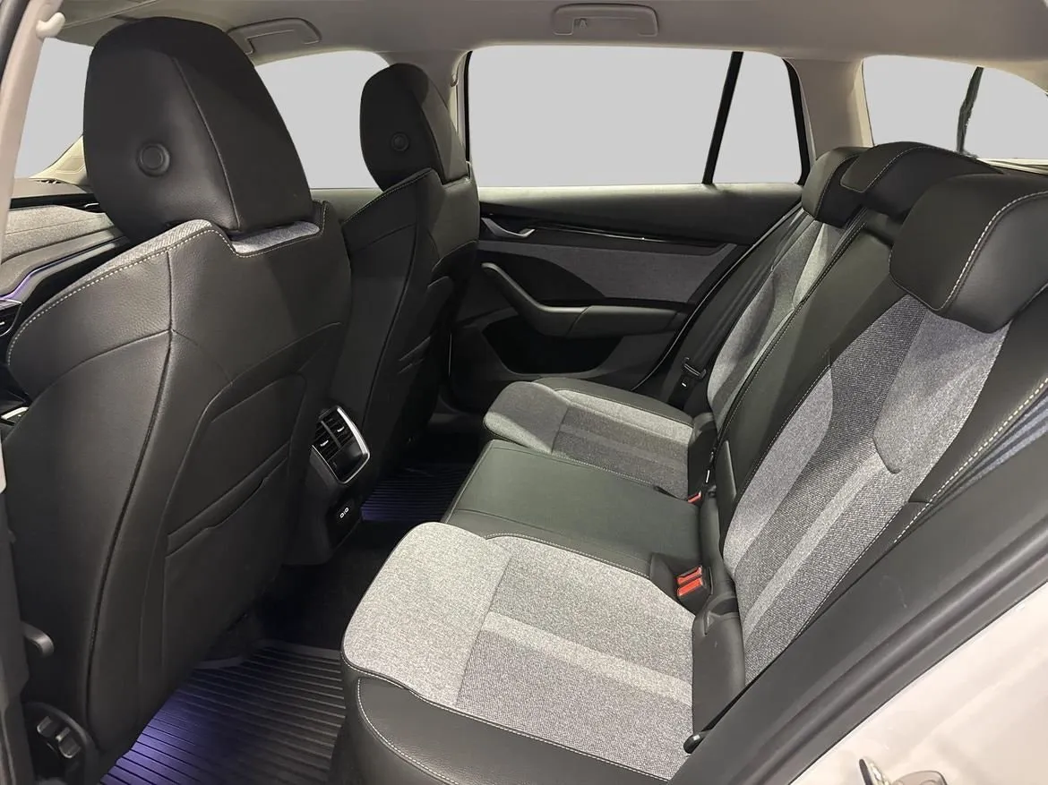 Skoda Octavia bild 11