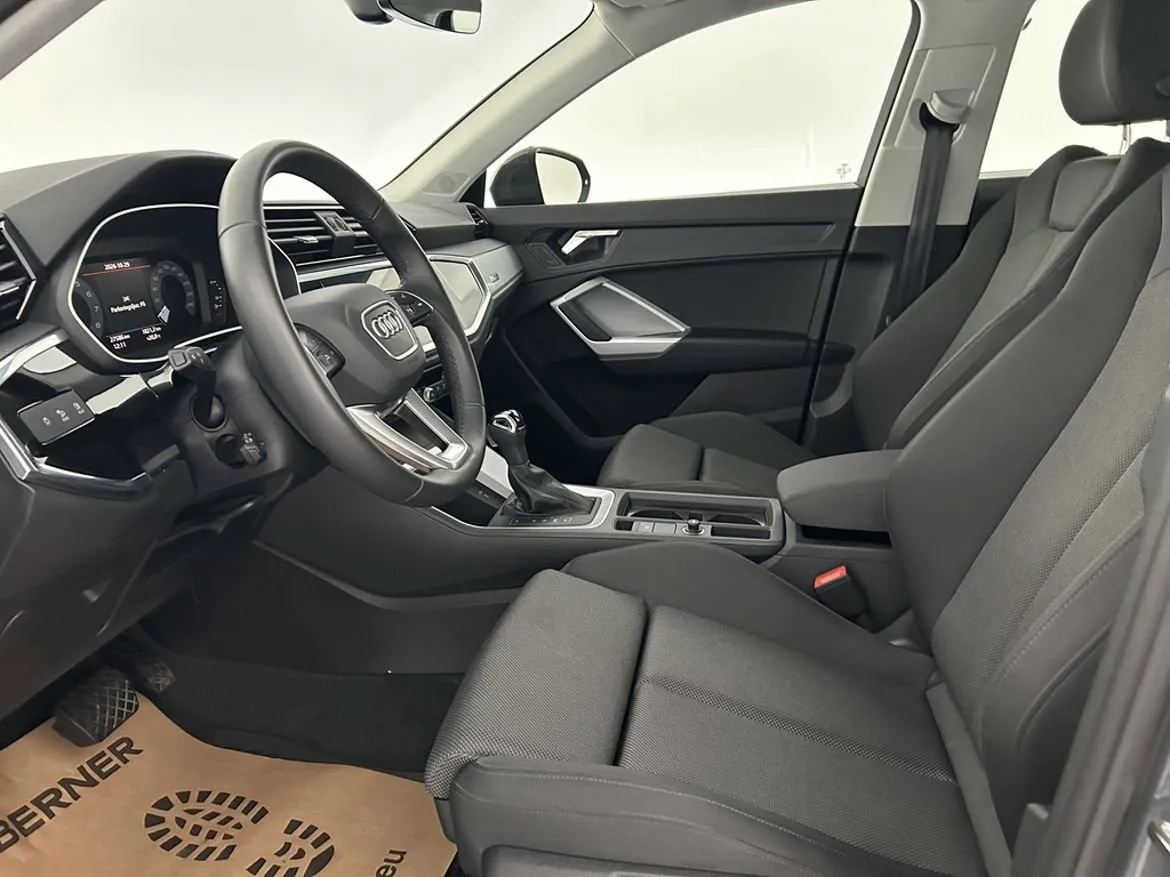 Audi Q3 bild 8
